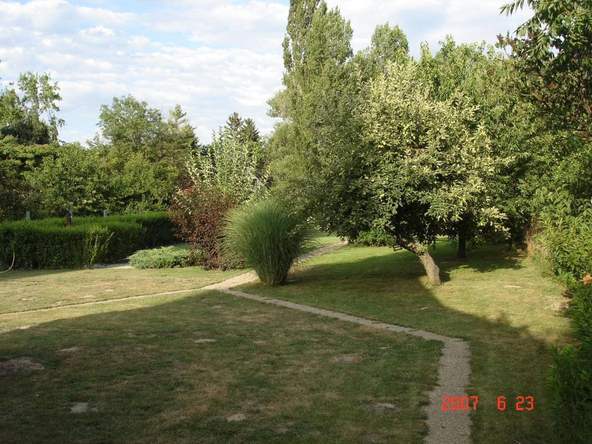 Haziko A Duna-Parton Ráckeve Exterior photo